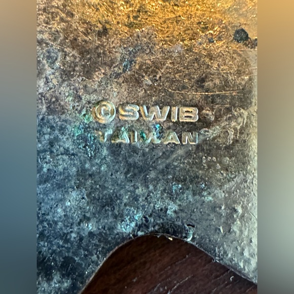 Swib Adorable Vintage Teddy Bear Keychain - Black and Gold - Picture 5 of 5